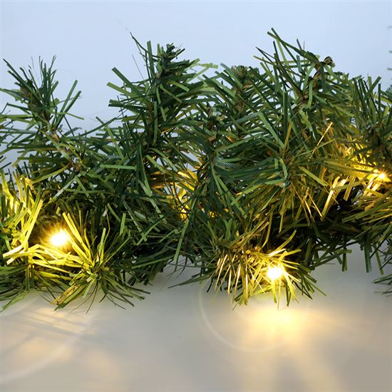 Solight LED vánoční girlanda s jehličím, 7m, 112x LED, časovač, 230V, IP44