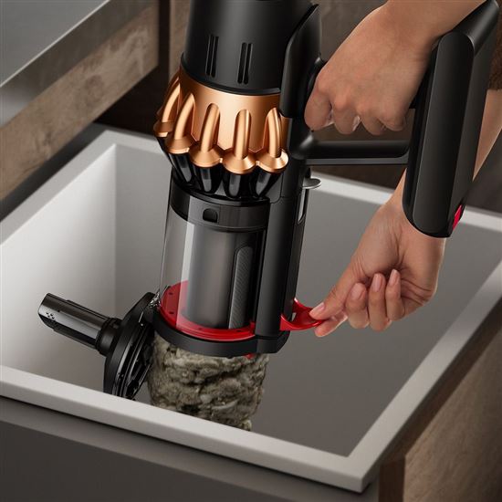 Dyson V16 Piston Animal + Sada pro šetrný detailní úklid