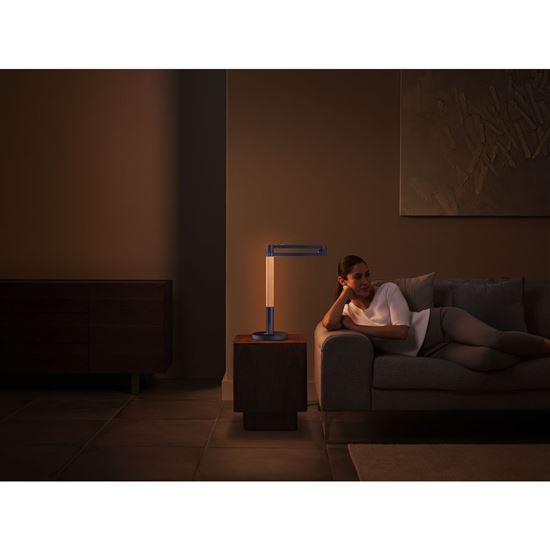 Dyson Solarcycle Morph™ CD06 stolní lampa tmavě modrá