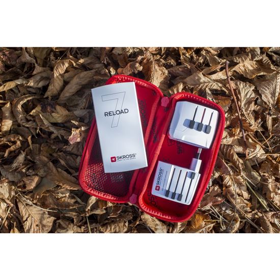 SKROSS Cestovní adaptér MUV USB AC30PD, univerzální, neuzemněný, USB A+C 30W