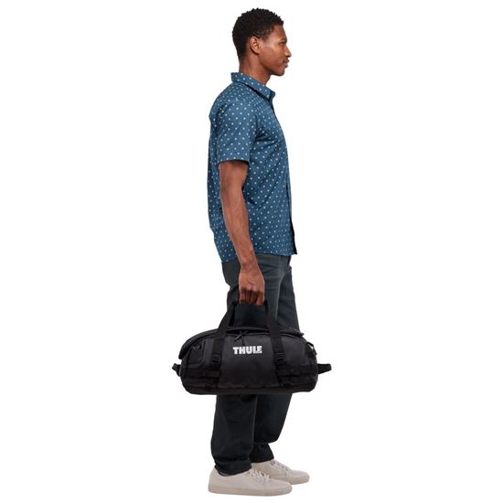 Thule Chasm S sportovní taška 30 L TDSD301 - černá