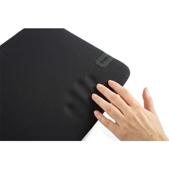 Thule Koya pouzdro na 13" Macbook Air TKS113 - černé