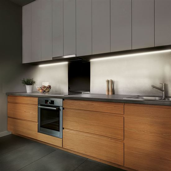 Solight LED světelný pás, 5m, sada s 12V adaptérem, 4,8W/m, IP20, neutrální bílá