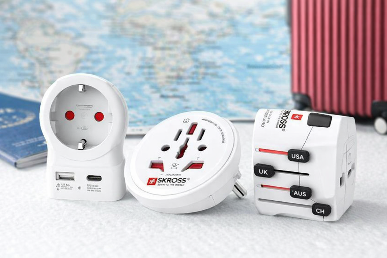 Cestovní adaptéry SKROSS